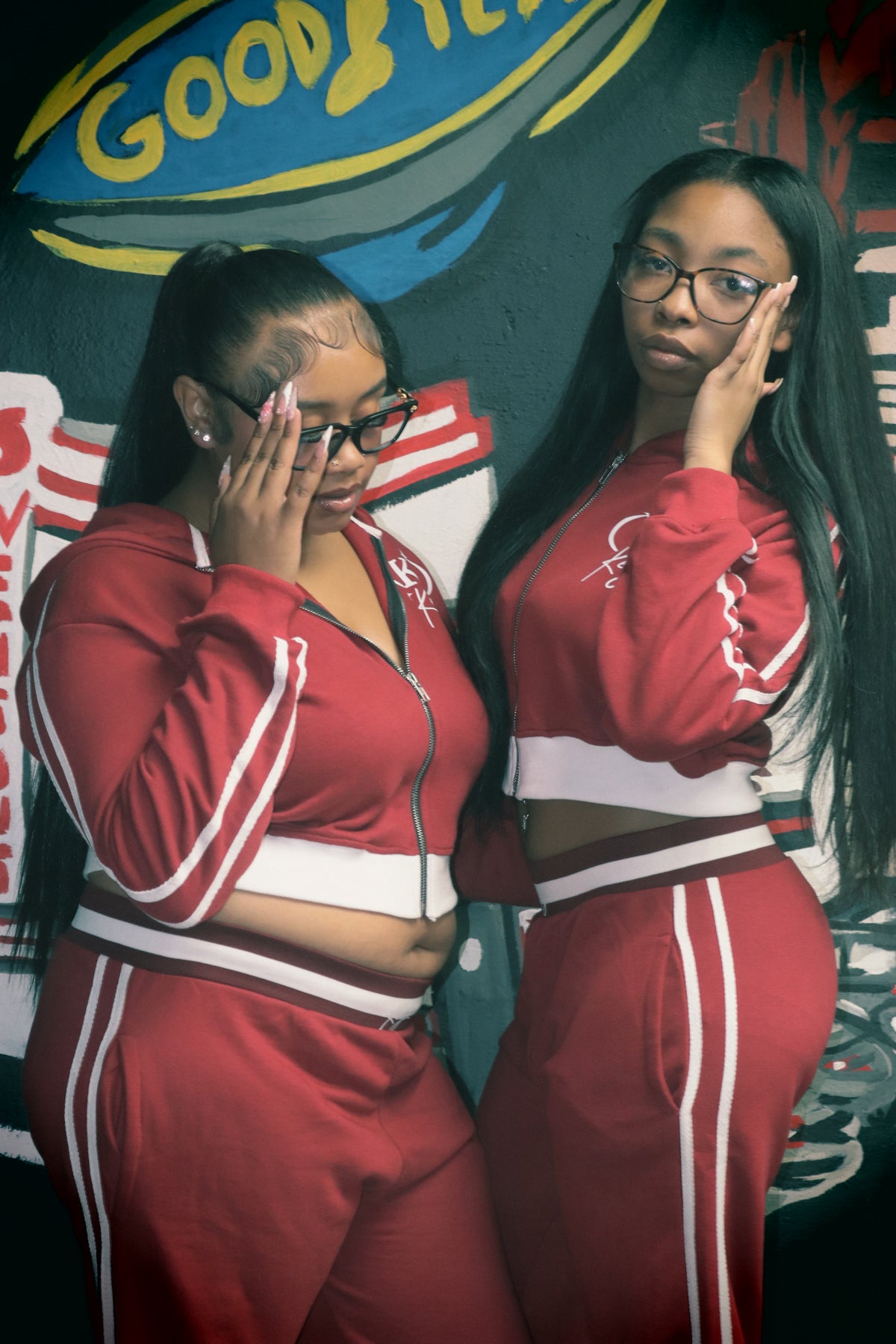 BURGUNDY K • E • Y ICON WOMEN SET