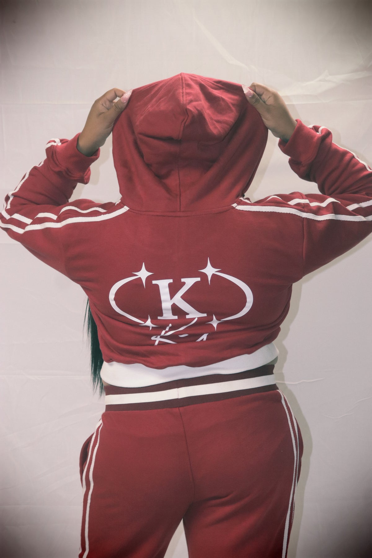 BURGUNDY K • E • Y ICON WOMEN SET